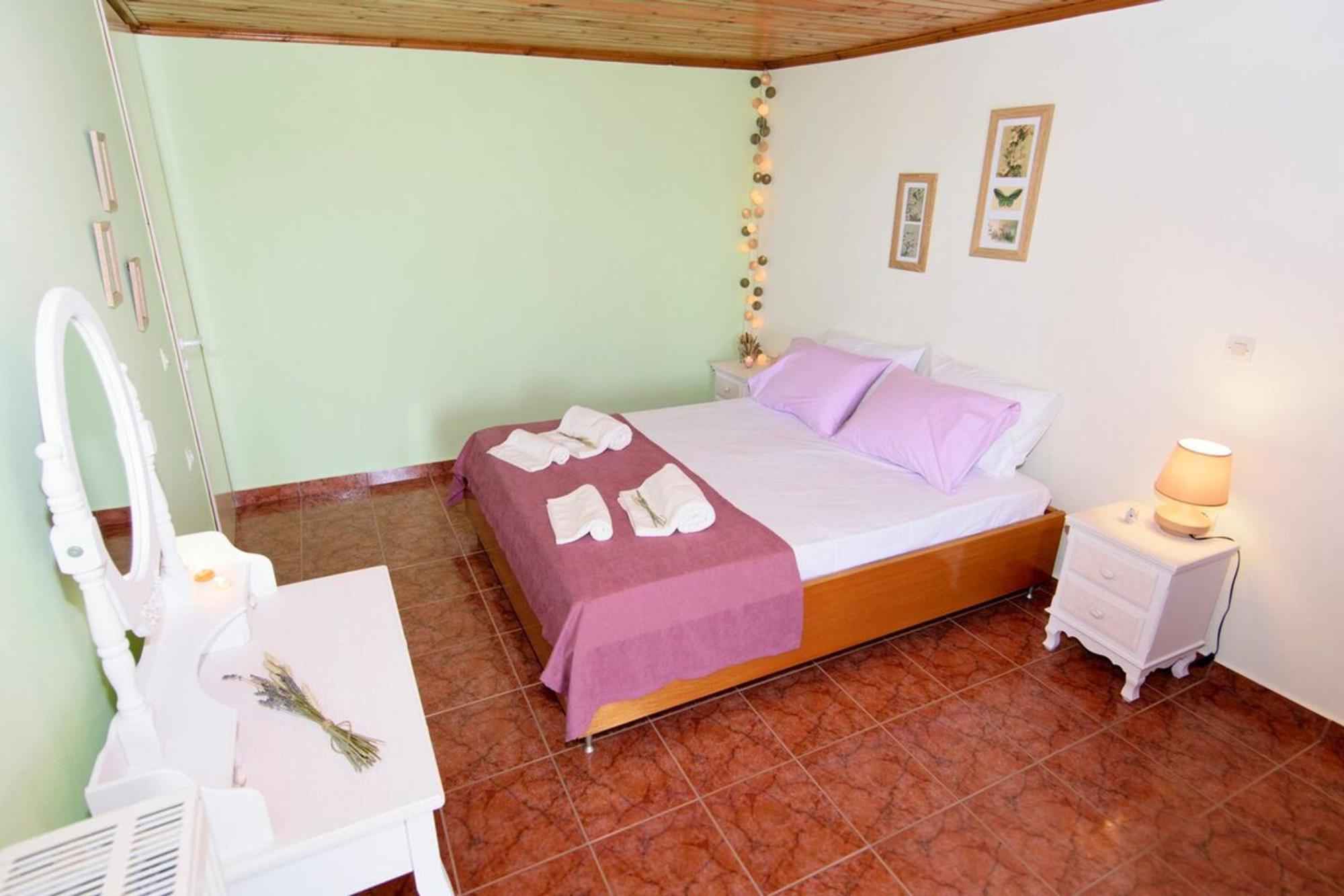 Aoria Traditional House With Stuning Mountain View Loulos Екстериор снимка