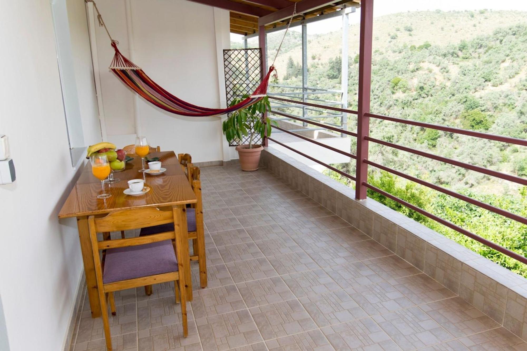Aoria Traditional House With Stuning Mountain View Loulos Екстериор снимка